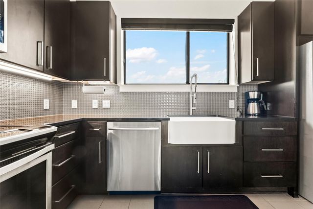 1101 Ivean Pearson RD 203, Lago Vista, TX 78645