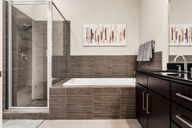 1101 Ivean Pearson RD 203, Lago Vista, TX 78645