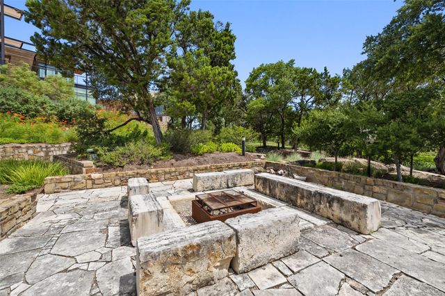1101 Ivean Pearson RD 203, Lago Vista, TX 78645