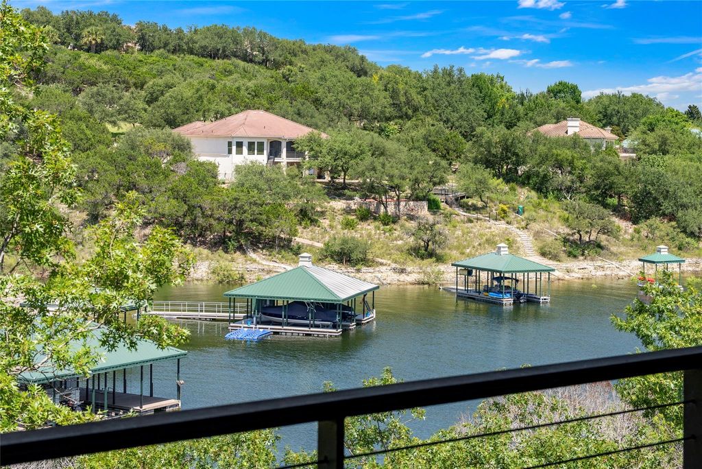 1101 Ivean Pearson RD 203, Lago Vista, TX 78645