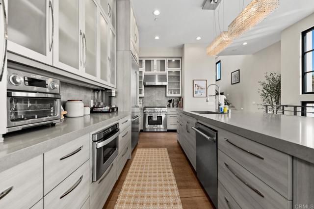 907 S Tremont Street, Oceanside, CA 92054