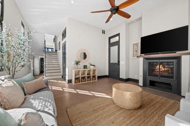 907 S Tremont Street, Oceanside, CA 92054