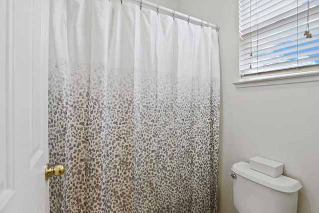 5222 Loki Ln, Stockton, CA 95219