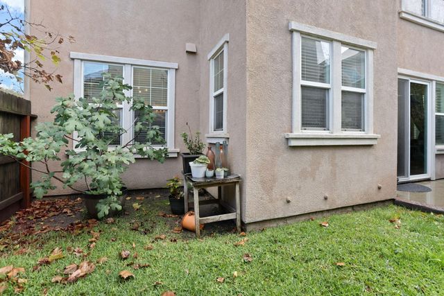 5222 Loki Ln, Stockton, CA 95219