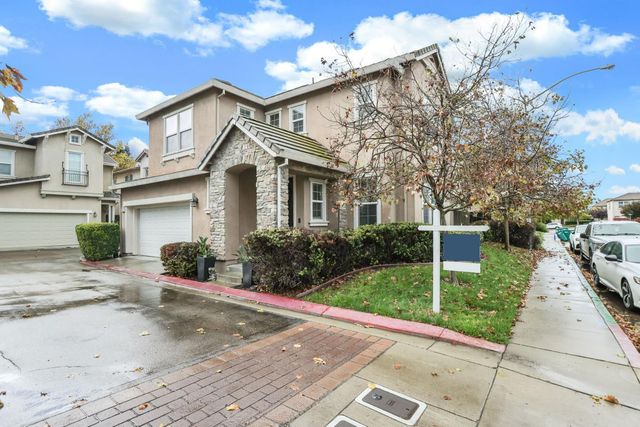 5222 Loki Ln, Stockton, CA 95219