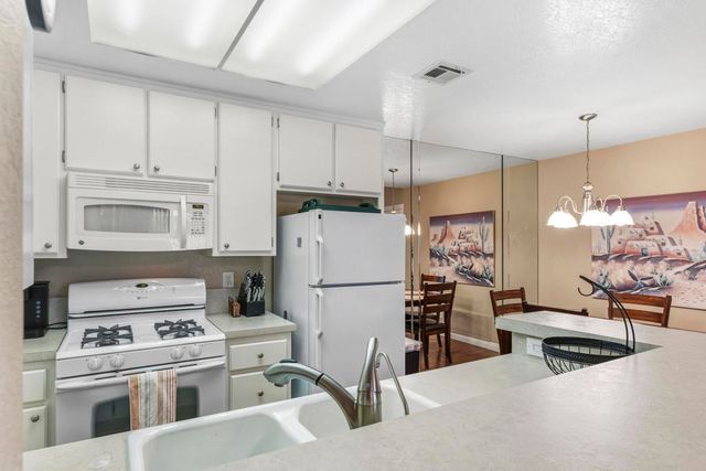 31200 Landau Boulevard 1506, Cathedral City, CA 92234