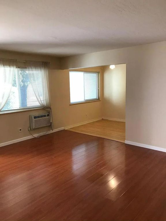 Image 10 of property listing at 35 Lavonne Drive, Campbell, CA 95008