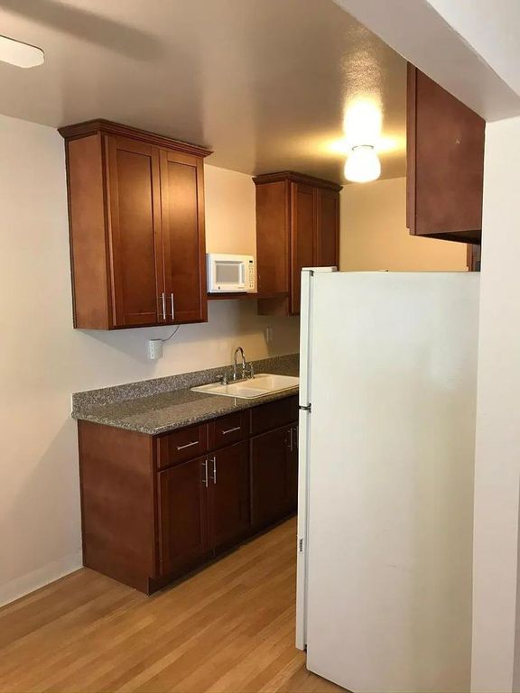 Image 12 of property listing at 35 Lavonne Drive, Campbell, CA 95008