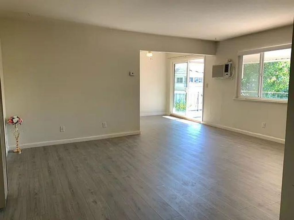 Image 19 of property listing at 35 Lavonne Drive, Campbell, CA 95008