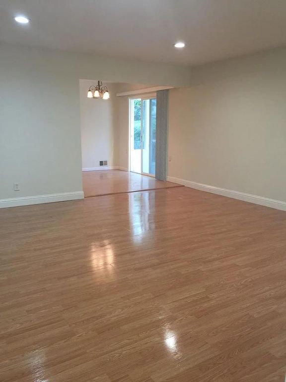 Image 9 of property listing at 35 Lavonne Drive, Campbell, CA 95008