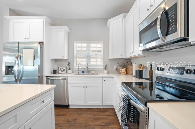 14 Bittie Cir, Beaufort, SC 29906