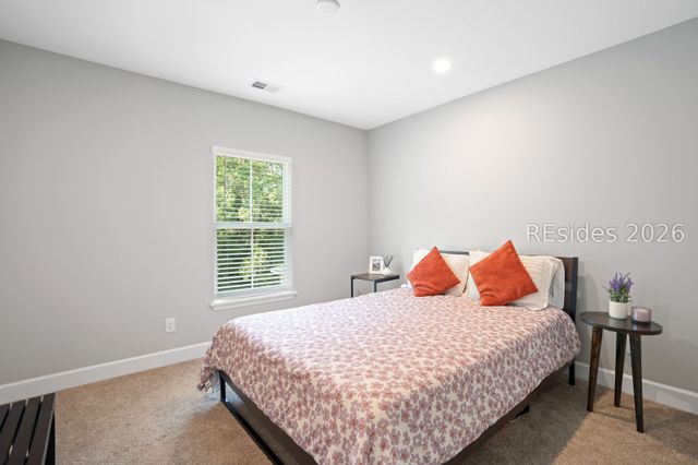 14 Bittie Cir, Beaufort, SC 29906