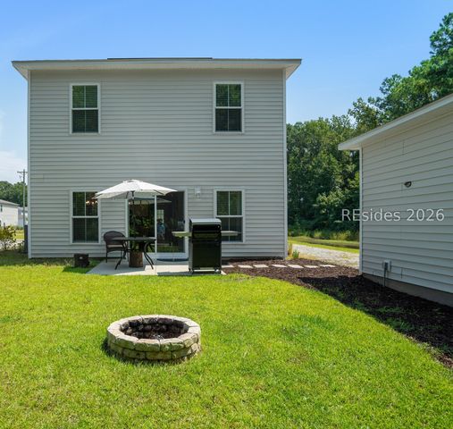 14 Bittie Cir, Beaufort, SC 29906
