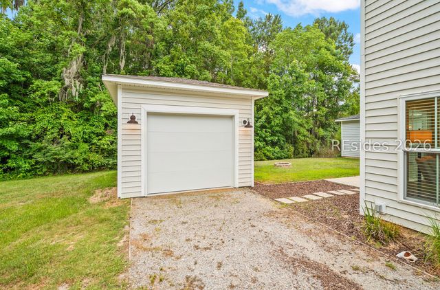 14 Bittie Cir, Beaufort, SC 29906