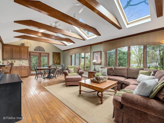 1738 60th Street, La Grange Highlands, IL 60525