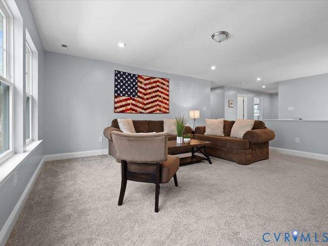 10144 Peach Blossom Rd, Mechanicsville, VA 23116