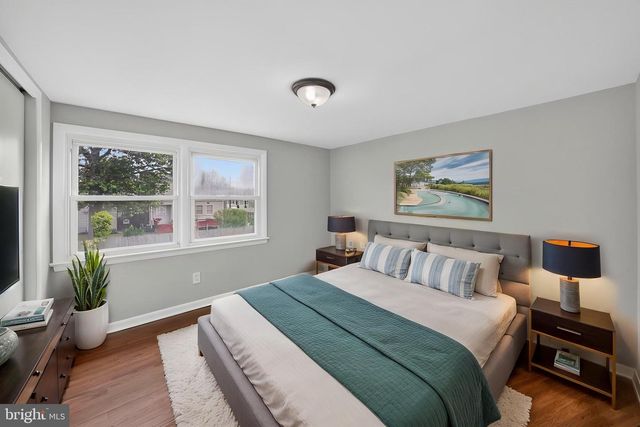520 RANDALL AVE, Hamilton, NJ 08610