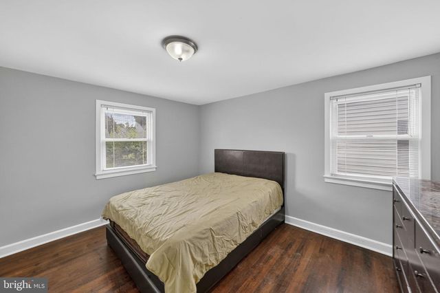 520 RANDALL AVE, Hamilton, NJ 08610