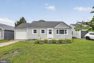 520 RANDALL AVE, Hamilton, NJ 08610
