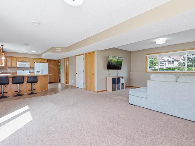 2464 River Bend Trail, Mayer, MN 55360