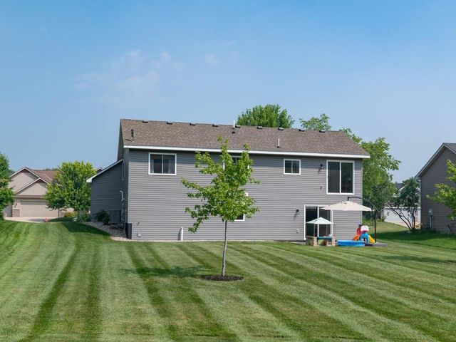 2464 River Bend Trail, Mayer, MN 55360