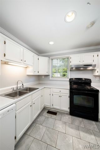 102 Springbrook, Tuscaloosa, AL 35405