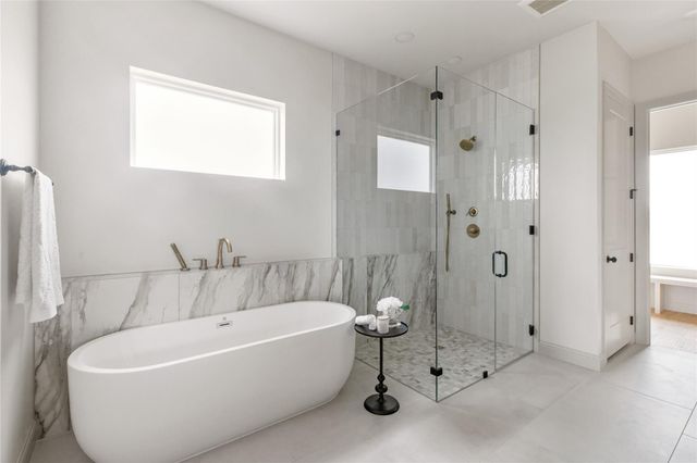 1355 Bluebonnet Ridge Drive, Chappell Hill, TX 77426