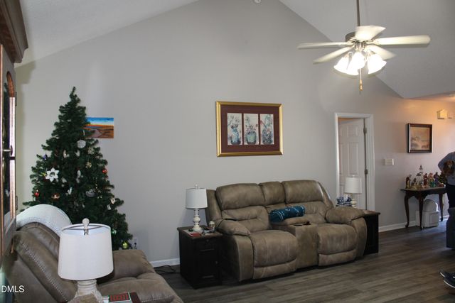 212 Sunridge Lane, Pikeville, NC 27863