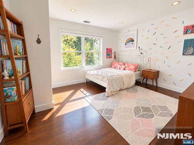 35 Parkway, Harrington Park, NJ 07640