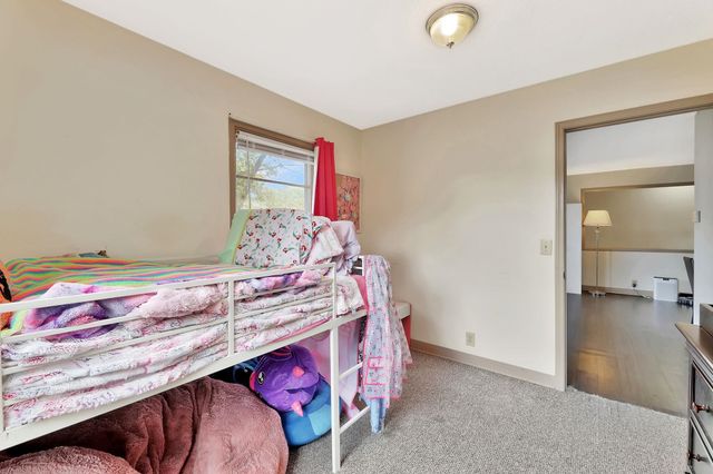 2138 S Glenn St, Wichita, KS 67213