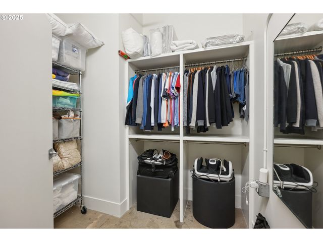 1314 Nw IRVING St 701, Portland, OR 97209