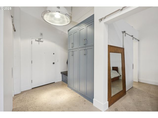 1314 Nw IRVING St 701, Portland, OR 97209