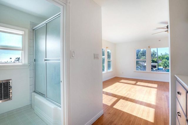 903 Alberta Avenue, Oceanside, CA 92054