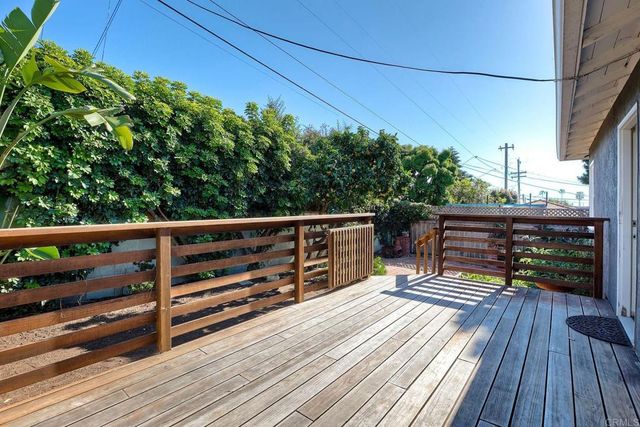 903 Alberta Avenue, Oceanside, CA 92054