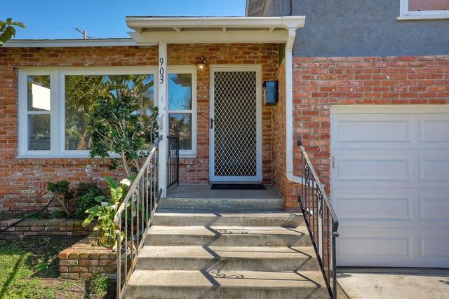 903 Alberta Avenue, Oceanside, CA 92054