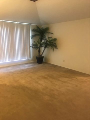 6151 Briar Glade Drive, Houston, TX 77072