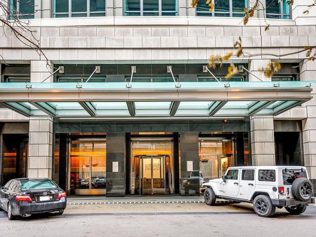130 N Garland Court 2310, Chicago, IL 60602