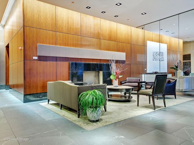 130 N Garland Court 2310, Chicago, IL 60602