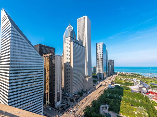 130 N Garland Court 2310, Chicago, IL 60602