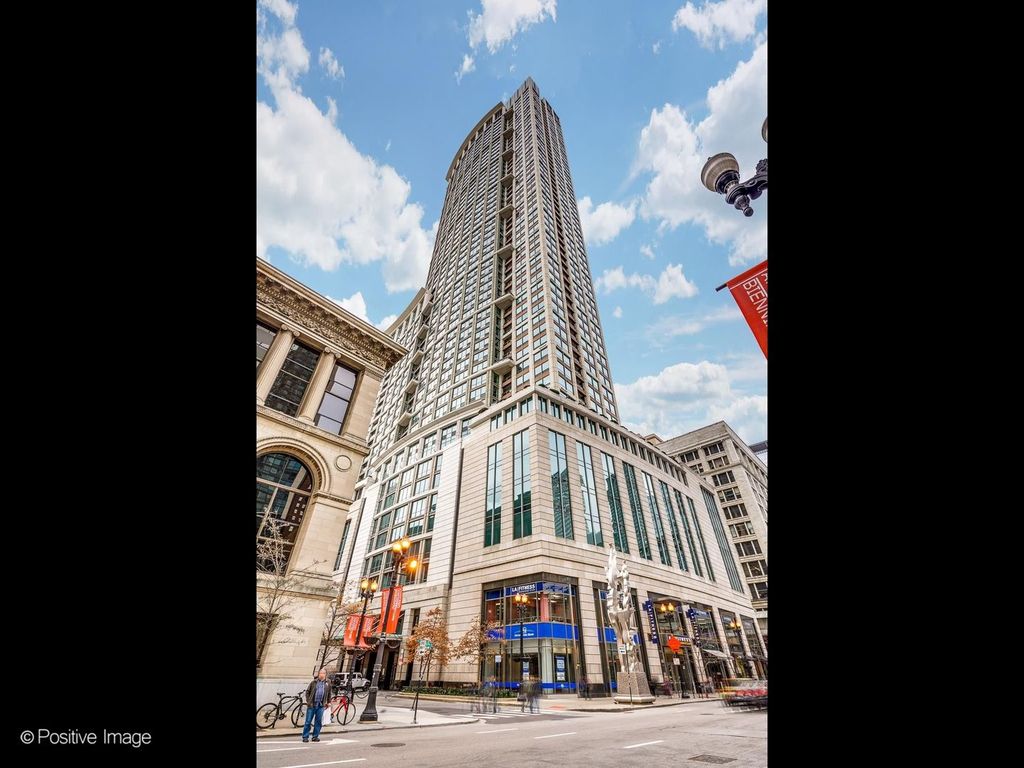 130 N Garland Court 2310, Chicago, IL 60602