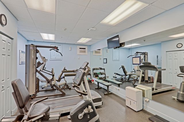 5420 N OCEAN Drive 2404, Singer Island, FL 33404
