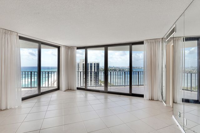 5420 N OCEAN Drive 2404, Singer Island, FL 33404