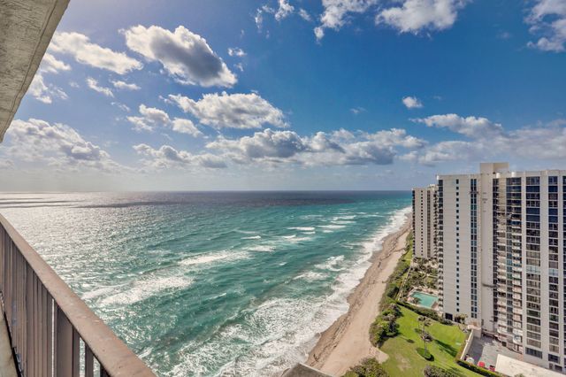5420 N OCEAN Drive 2404, Singer Island, FL 33404