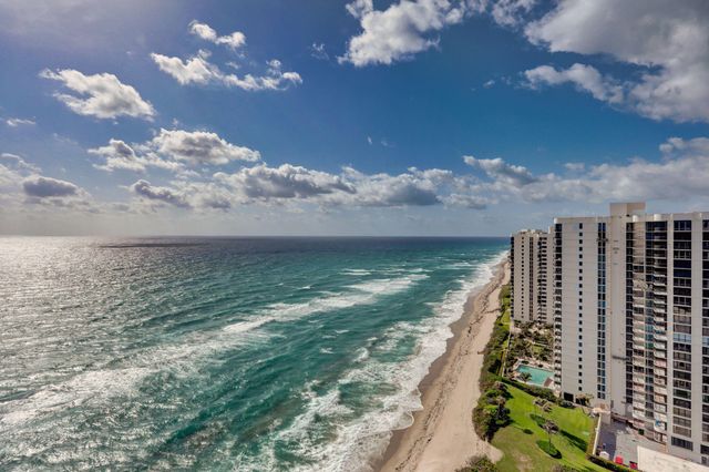 5420 N OCEAN Drive 2404, Singer Island, FL 33404