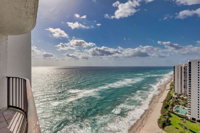 5420 N OCEAN Drive 2404, Singer Island, FL 33404