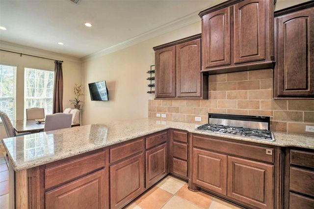 91 Low Country Lane, The Woodlands, TX 77380