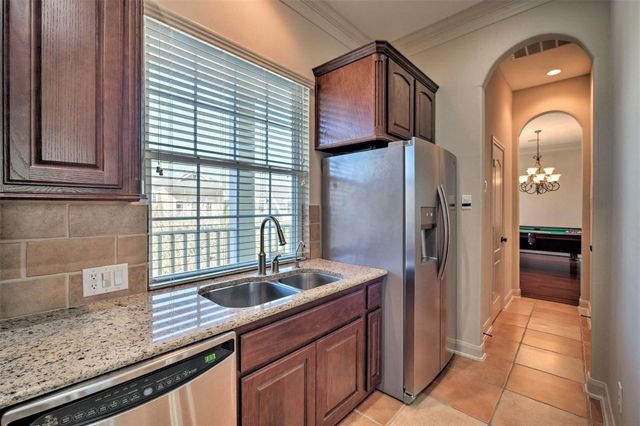 91 Low Country Lane, The Woodlands, TX 77380