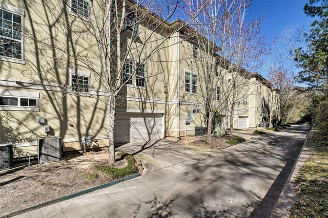 91 Low Country Lane, The Woodlands, TX 77380