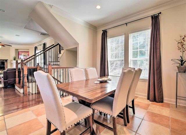 91 Low Country Lane, The Woodlands, TX 77380