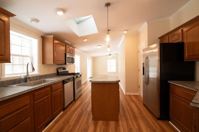 36 Seabreeze Drive, North Hampton, NH 03862